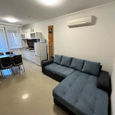 Hotel apartamentowy Wellness Dorina 4*